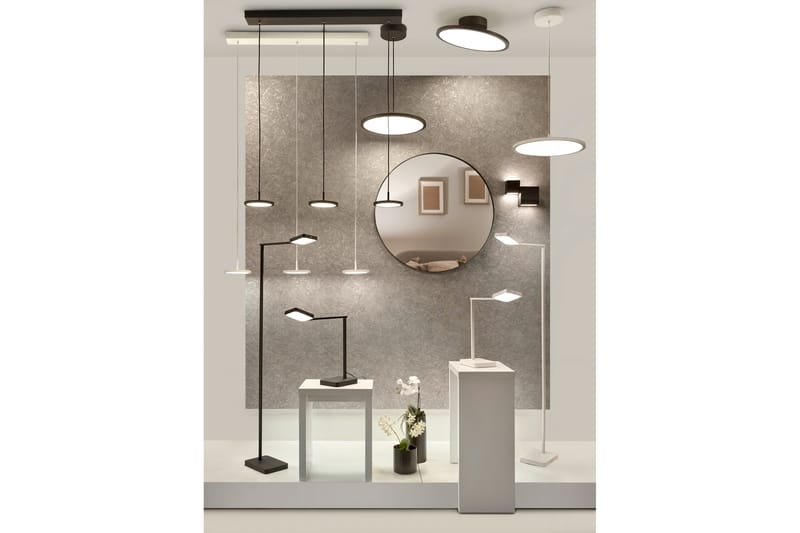 Trio Lighting Tray LED plafond mattsvart - Taklampa kök - Fönsterlampa hängande - Fönsterlampa - Pendellampor & hänglampor - Sovrumslampa - Vardagsrumslampa