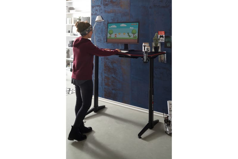 Nonya 4 Gaming Skrivbord 140 cm Höj - och Sänkbart - Svart - Höj och sänkbart skrivbord - Skrivbord - Datorbord