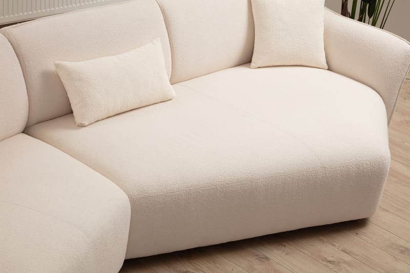 Damor Svängd Soffa 3-sits - Beige - Möbler - Soffa - 3 sits soffa