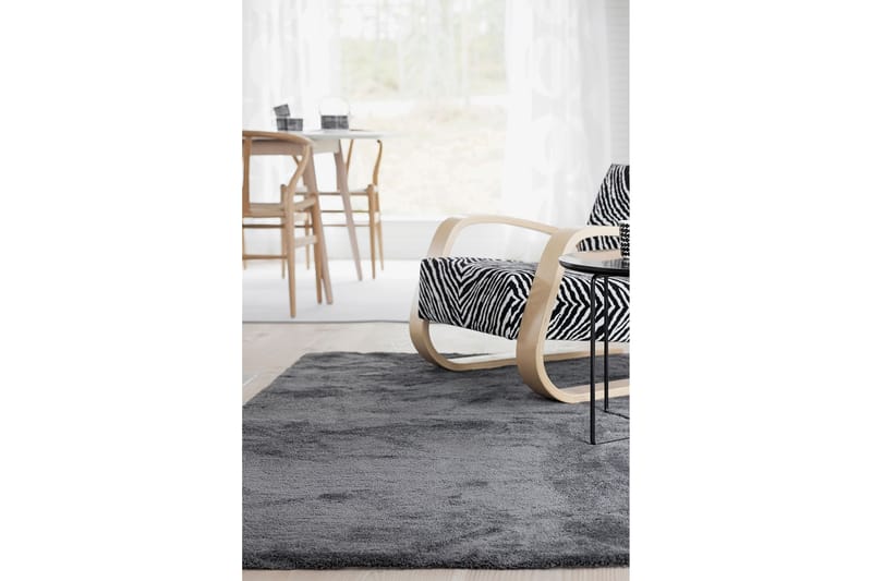 Silkkitie Matta 160x230 cm Mörkgrå - Vm Carpet - Textil & mattor - Mattor - Modern matta - Ryamatta & luggmatta