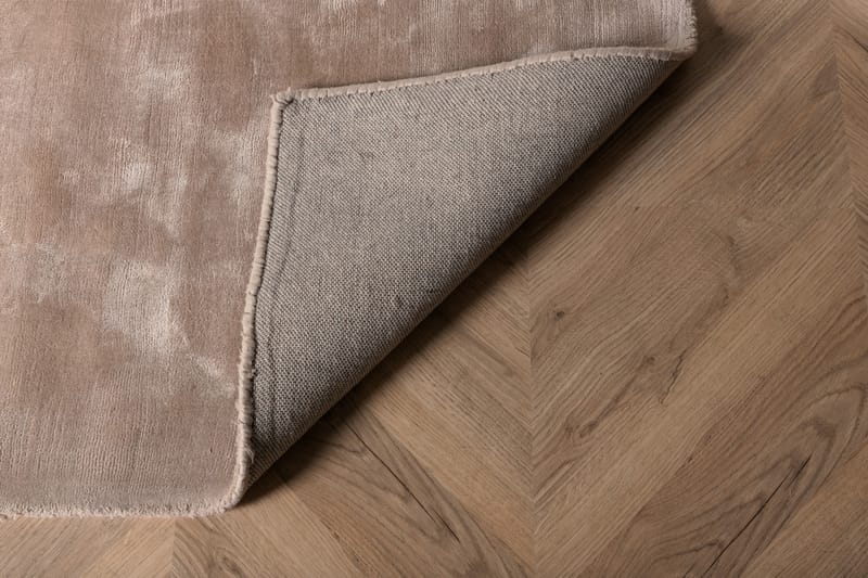 Indra Viskosmatta 170x240 - Beige - Textil & mattor - Mattor - Modern matta - Viskosmatta & konstsilkesmatta