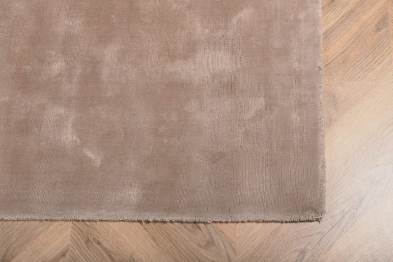 Indra Viskosmatta 170x240 - Beige - Textil & mattor - Mattor - Modern matta - Viskosmatta & konstsilkesmatta