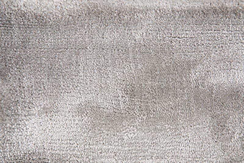 Indra Viskosmatta 170x240 - Silver - Textil & mattor - Mattor - Modern matta - Viskosmatta & konstsilkesmatta